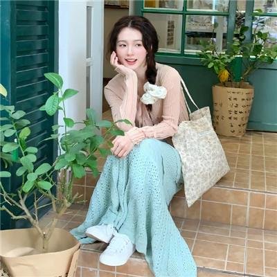 柳绿花红